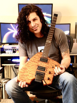 Doug Bossi playing his Canton Custom Instrument
