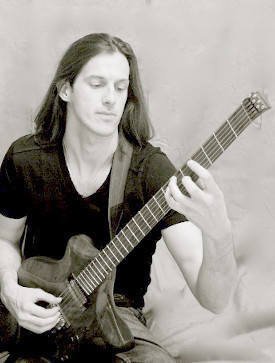 Jan Sturiale playing his Canton Custom Instrument